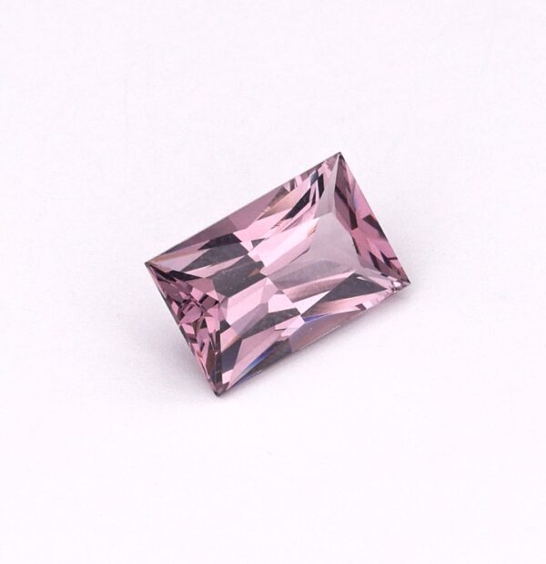 2 Ct Purple Spinel - Image 2