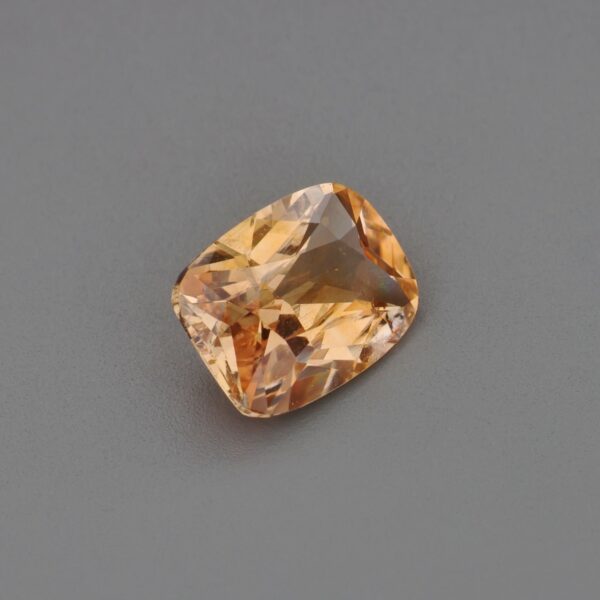 Ceylon Peach Sapphire - 1.36 ct - Heated - Image 3