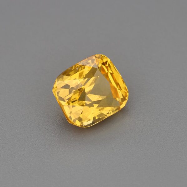 Yellow Sapphire - unheated - 1.01 Ct - Image 3