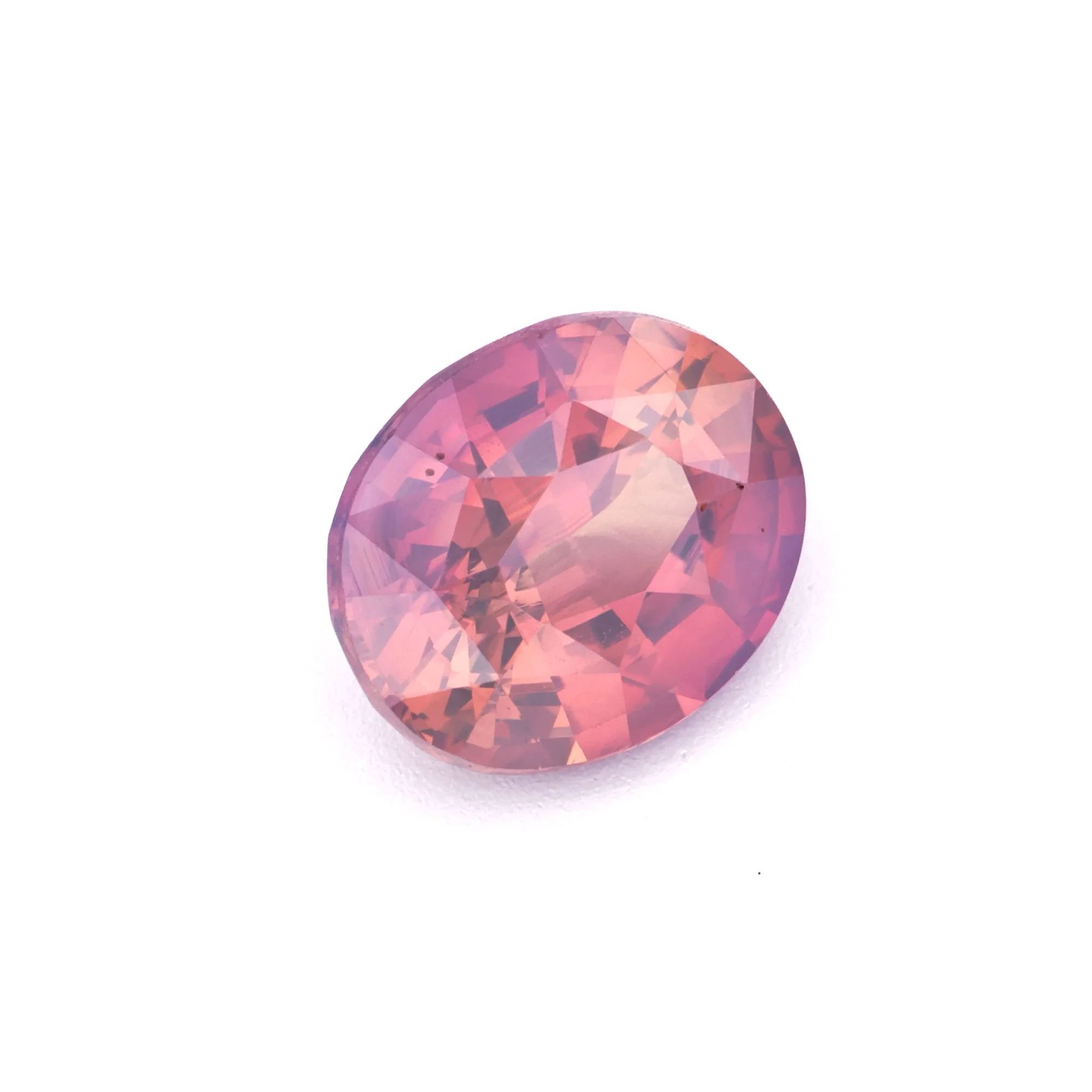 Sri Lankan Opalescent Sapphire - 1.18 ct (Padparadscha colour) - Image 3
